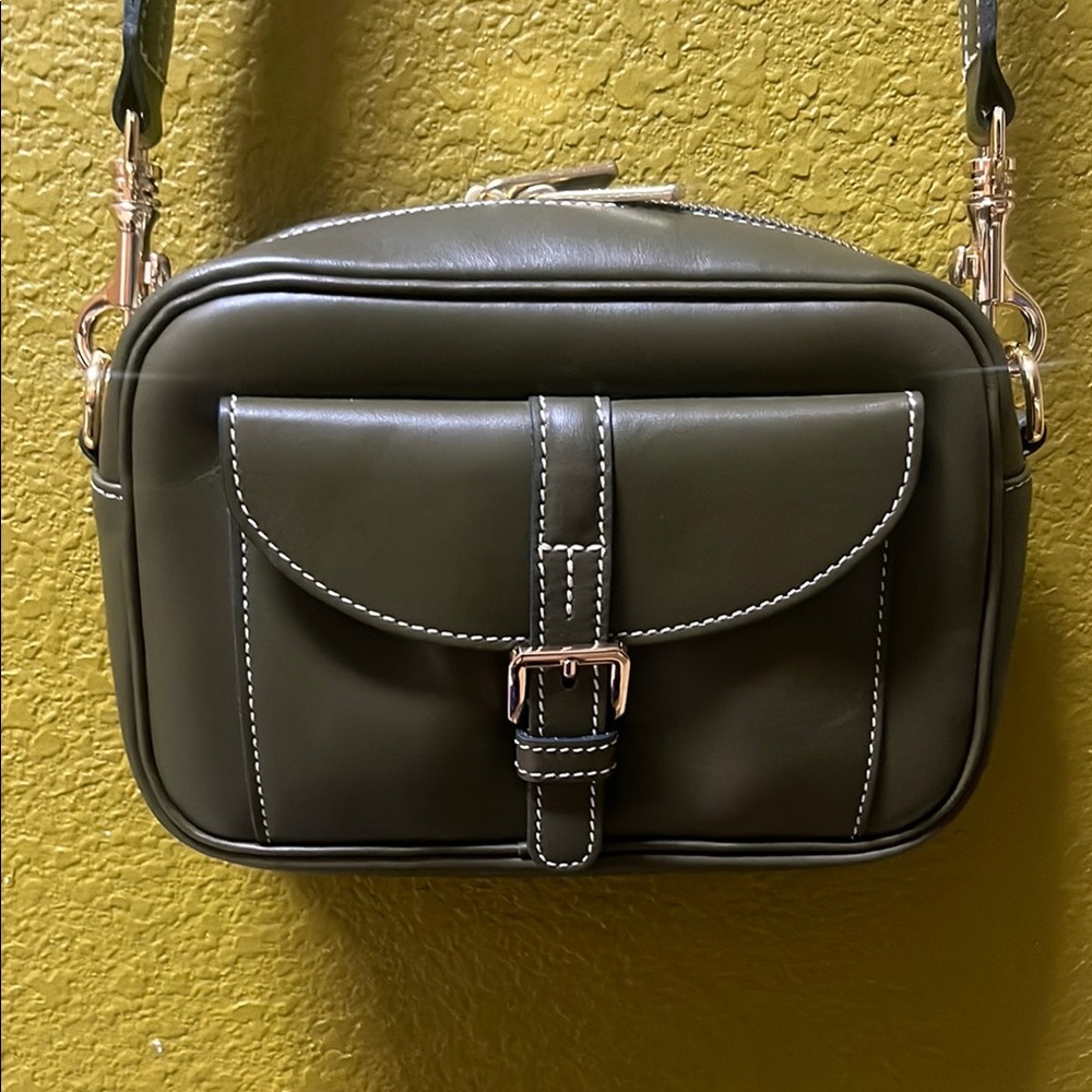 Elegant Olive Crossbody Bag